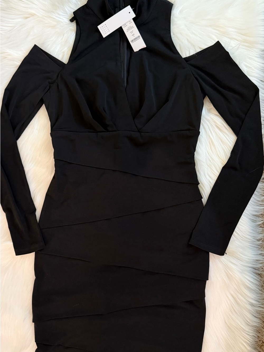 White House Black Market Black Long-Sleeve Cold-Shoulder Bodycon Dress